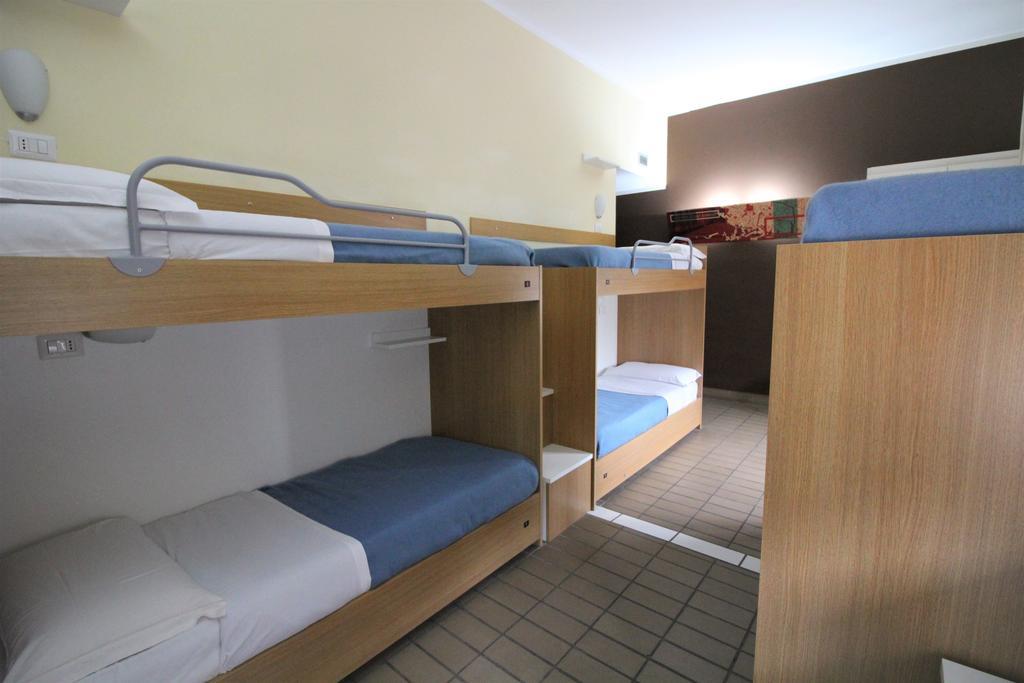 New Generation Hostel Citta Studi Милан Экстерьер фото