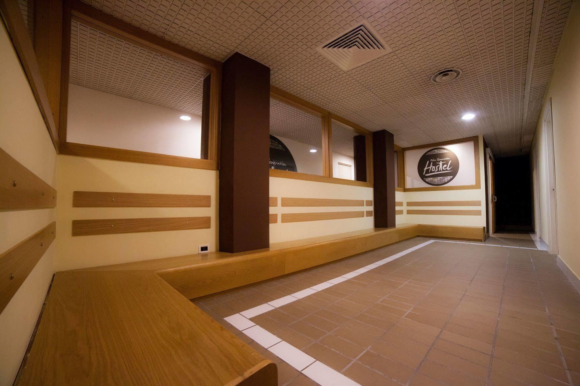 New Generation Hostel Citta Studi Милан Экстерьер фото
